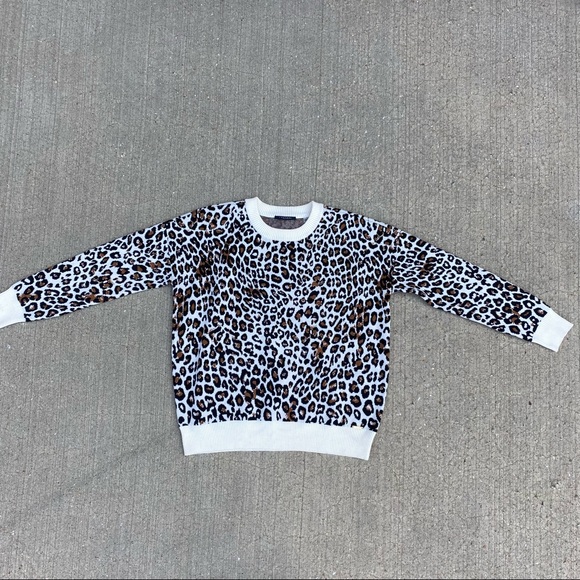 Ttahari Cheetah Sweater - Picture 2 of 5